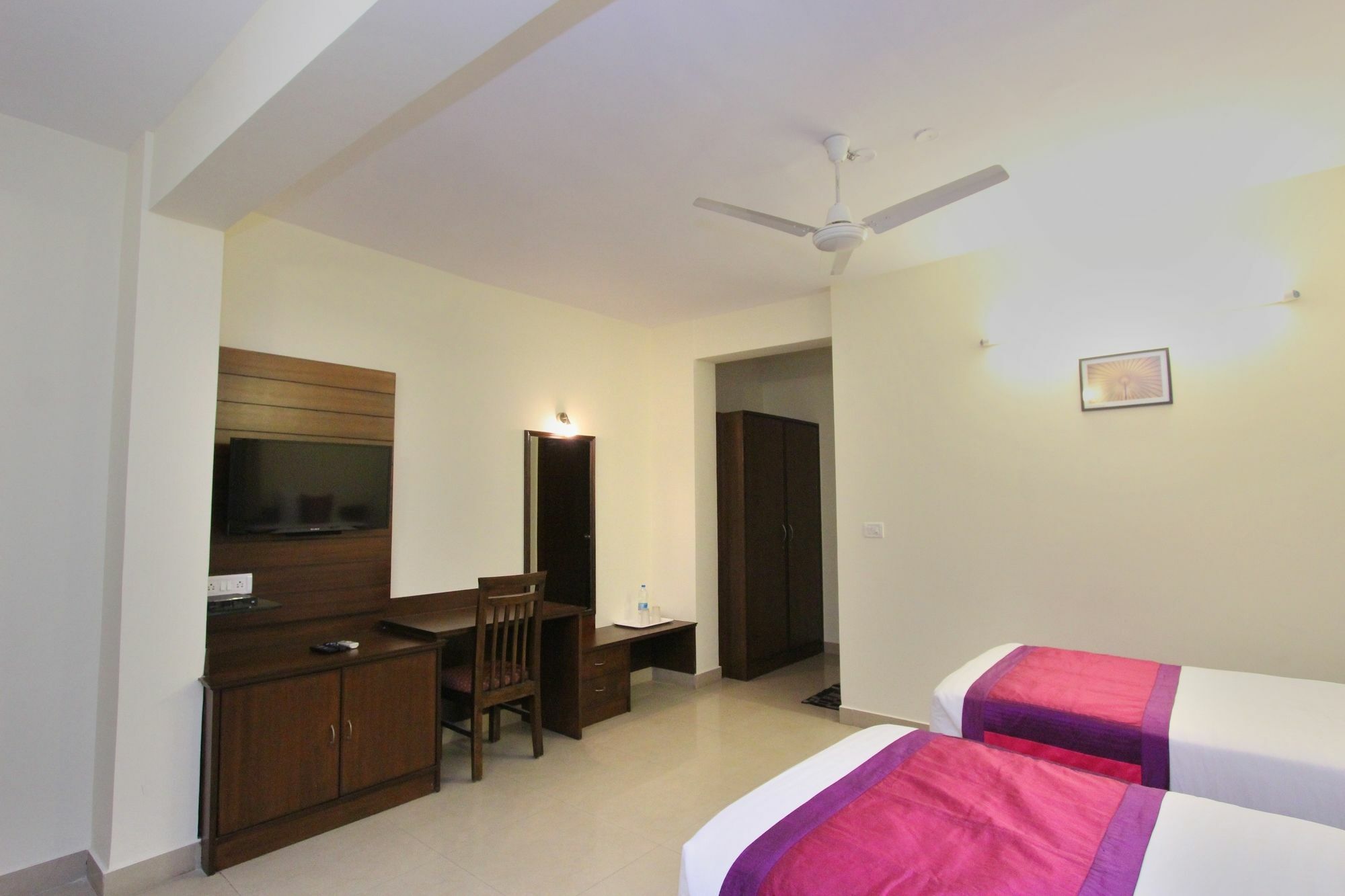 Hotel O Abhimaani Comforts Bangalore Luaran gambar